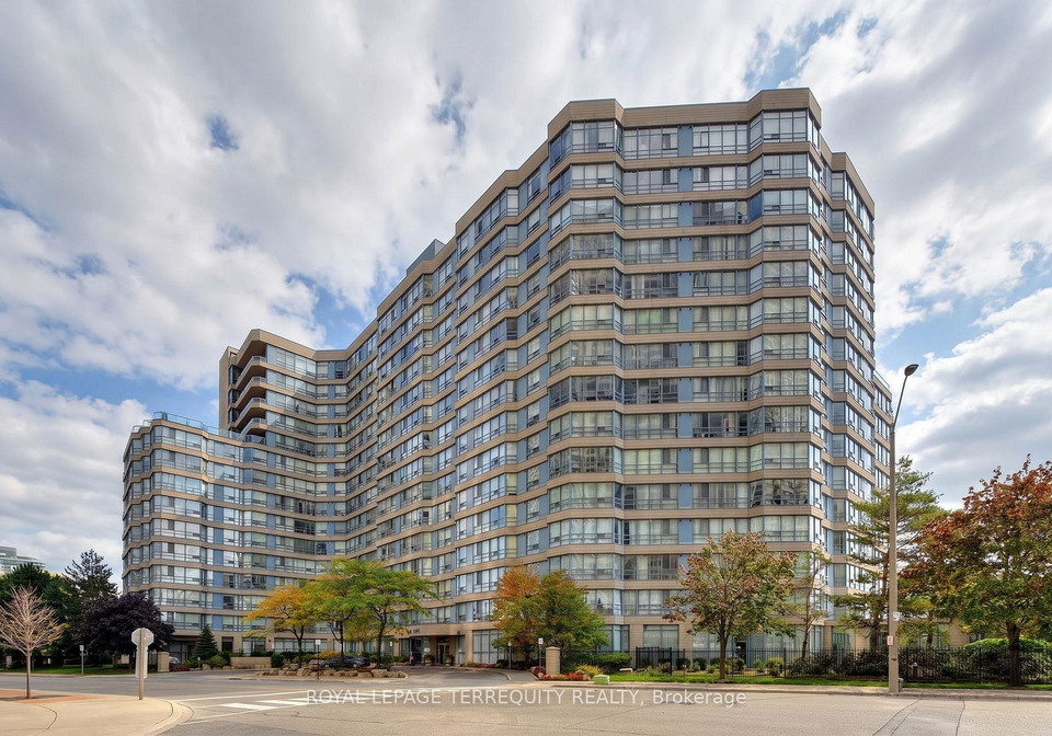 250-webb-drive-mississauga-ontario-w13638736