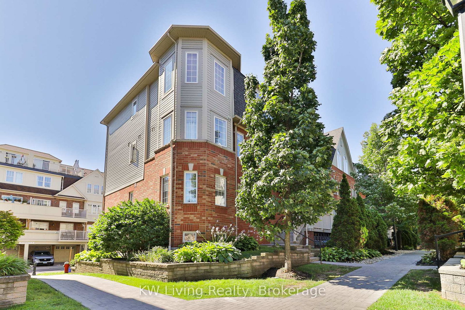 740-neighbourhood-circle-mississauga-ontario-w13638826
