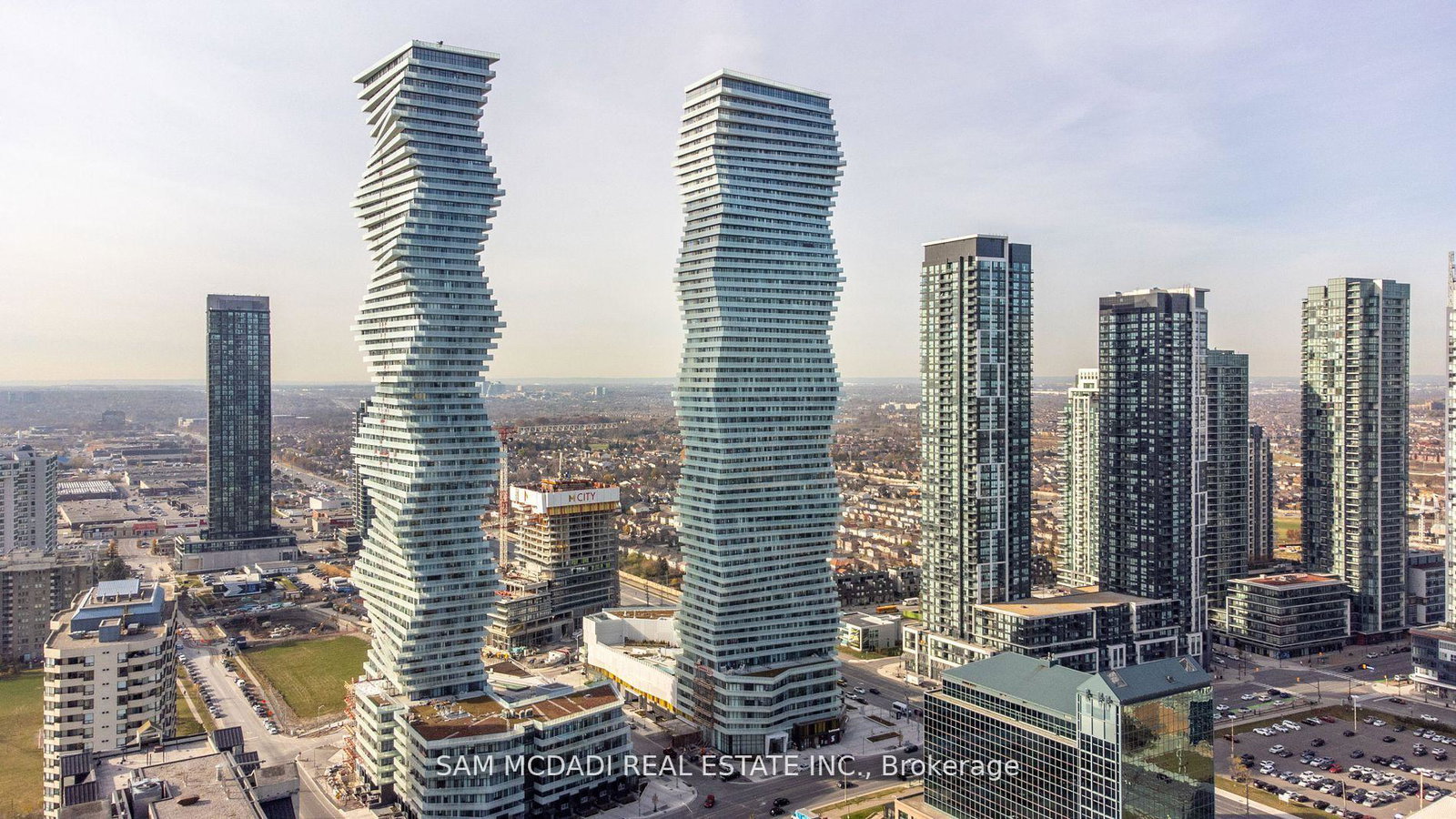 3900-confederation-parkway-mississauga-ontario-w13639098