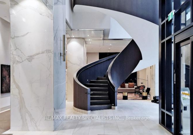 7-mabelle-avenue-toronto-etobicoke-ontario-w13639232