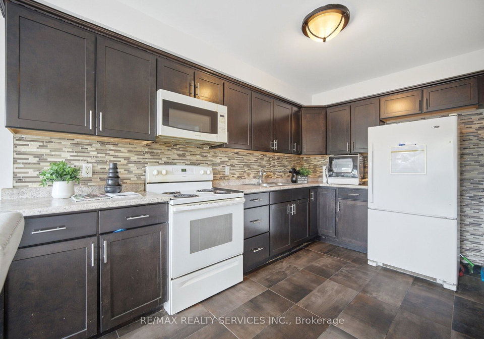 43-vodden-court-brampton-ontario-w13639334