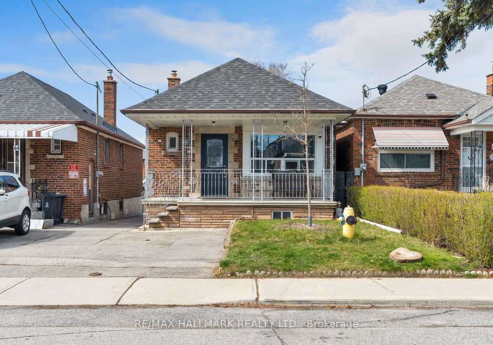46-miranda-avenue-toronto-north-york-ontario-w13639528