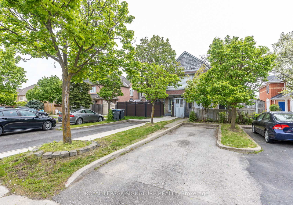 60-blue-spruce-street-brampton-ontario-w13639596