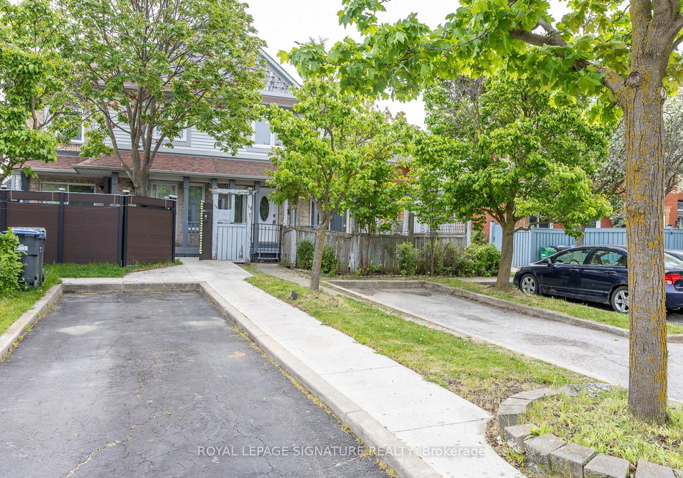 60-blue-spruce-street-brampton-ontario-w13639596