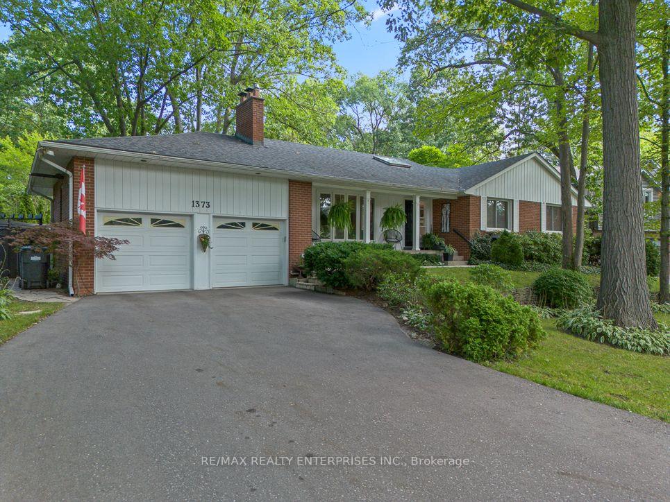 1373-queen-victoria-avenue-mississauga-ontario-w13639694