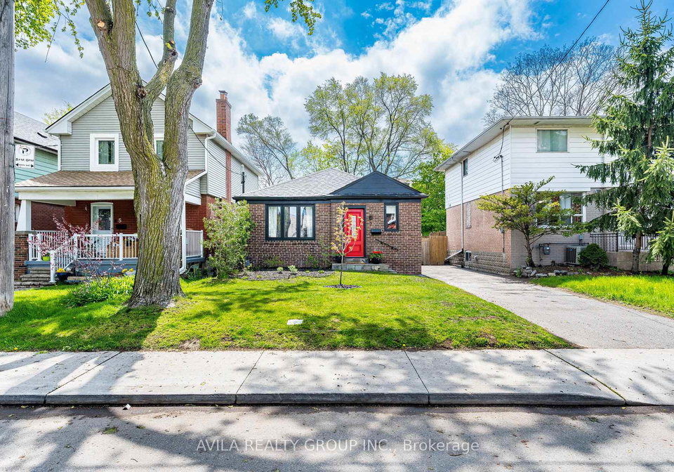 7-edmund-avenue-toronto-north-york-ontario-w13639750