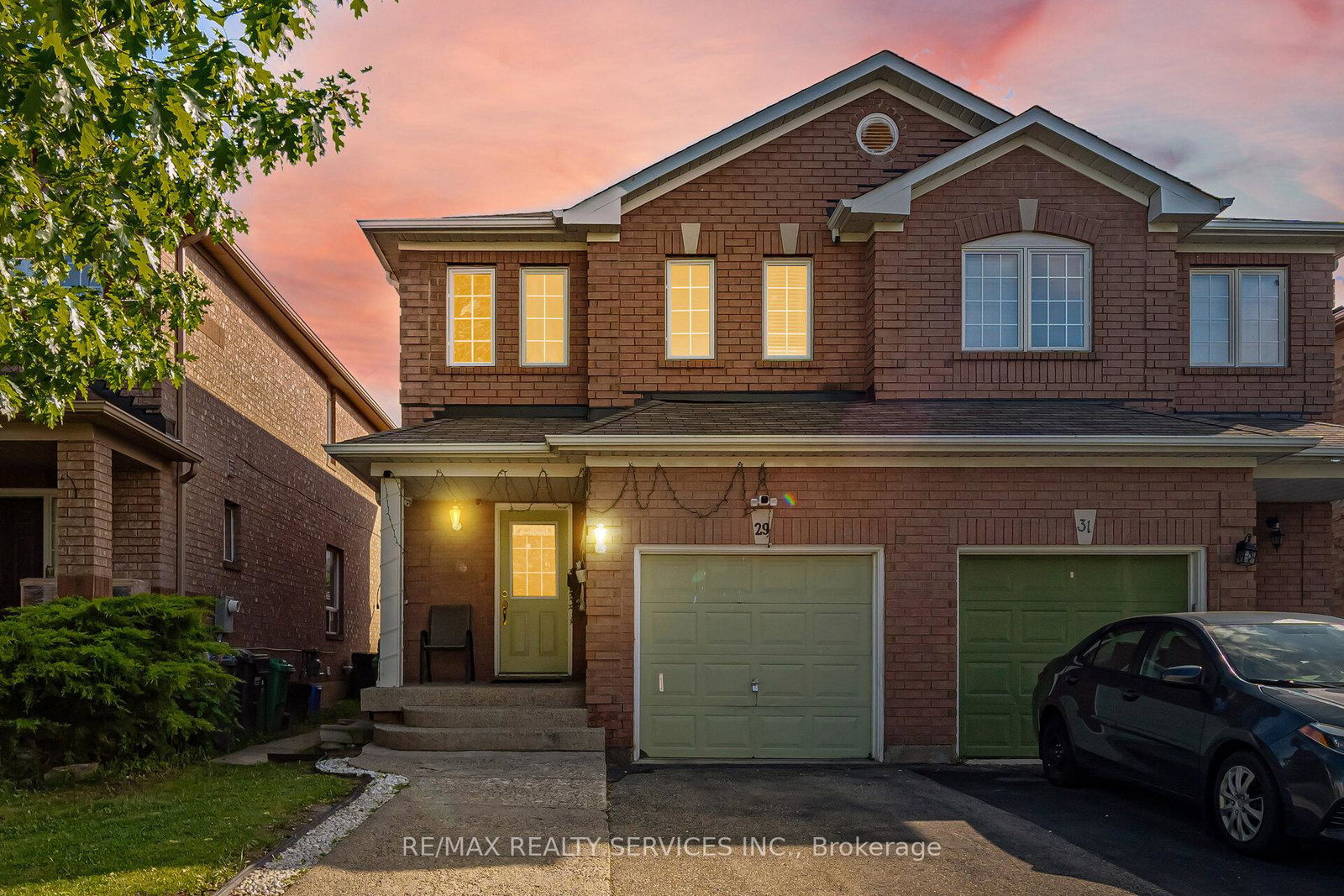 29-lonestar-crescent-brampton-ontario-w13639946