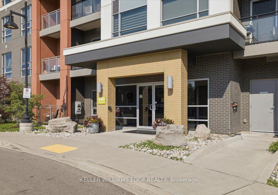 4040-upper-middle-road-burlington-ontario-w13640042