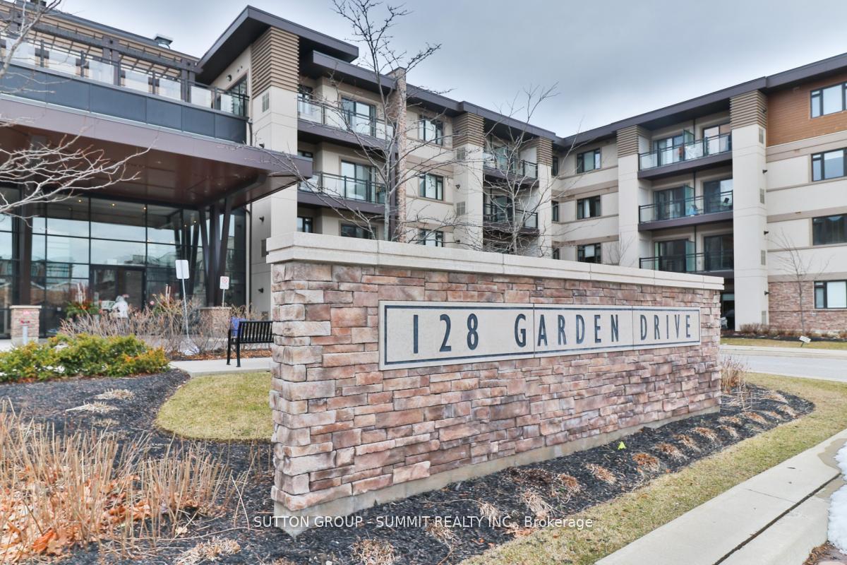128-garden-drive-oakville-ontario-w13640104