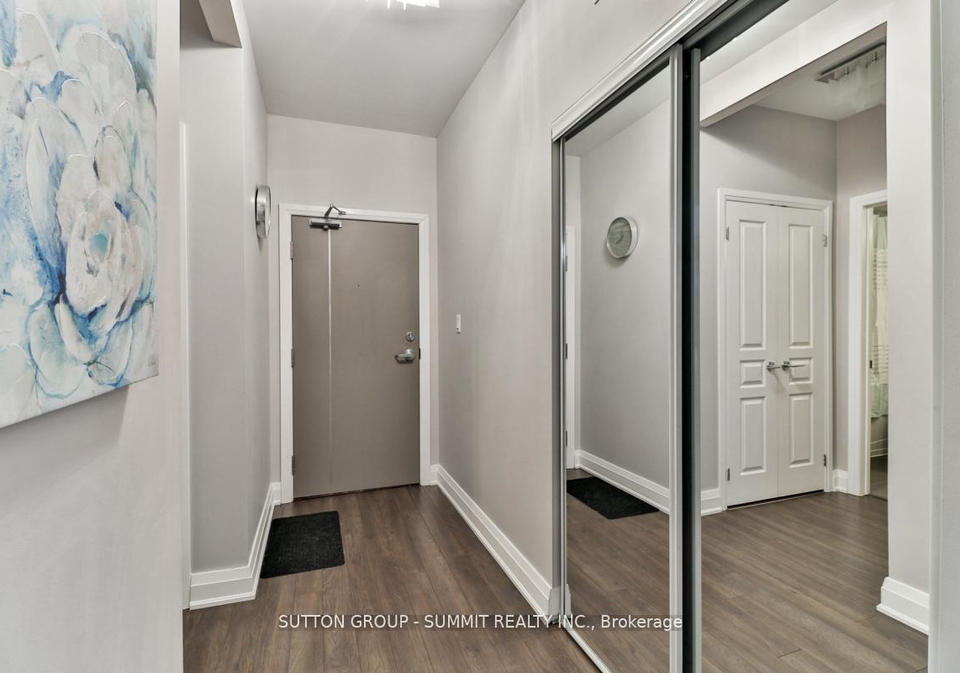128-garden-drive-oakville-ontario-w13640104