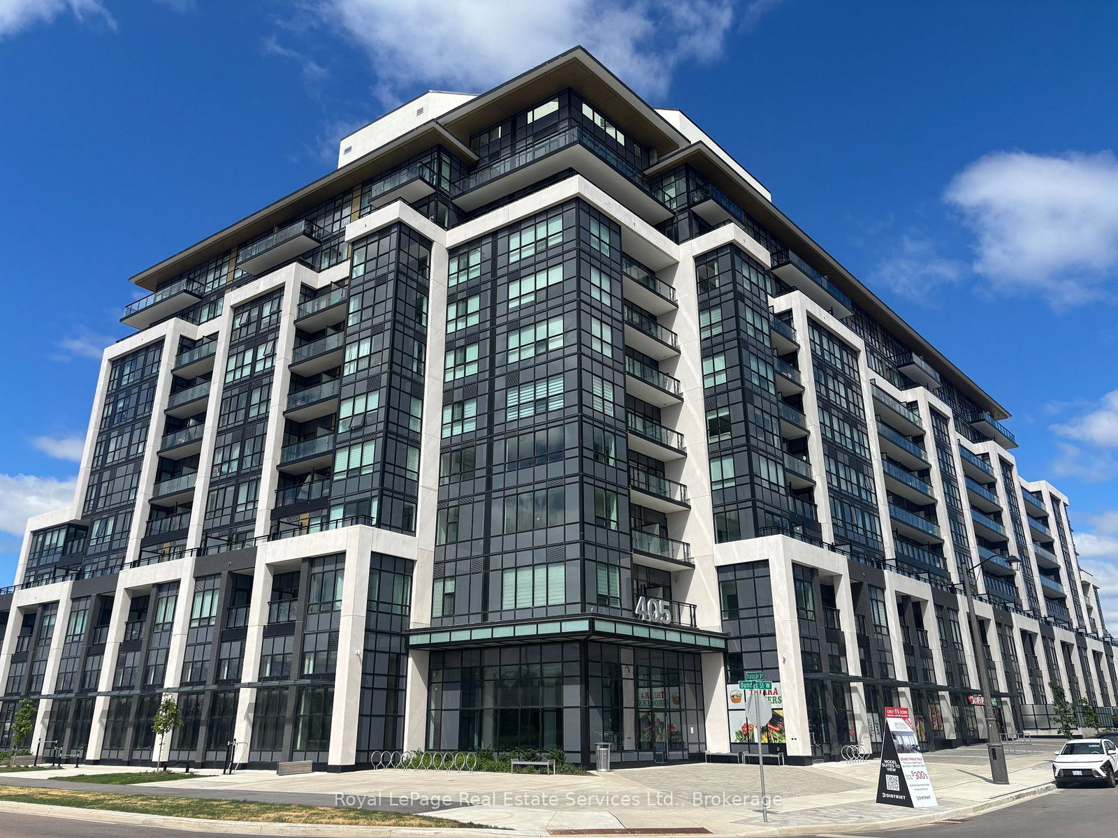 405-dundas-street-w-oakville-ontario-w13640158