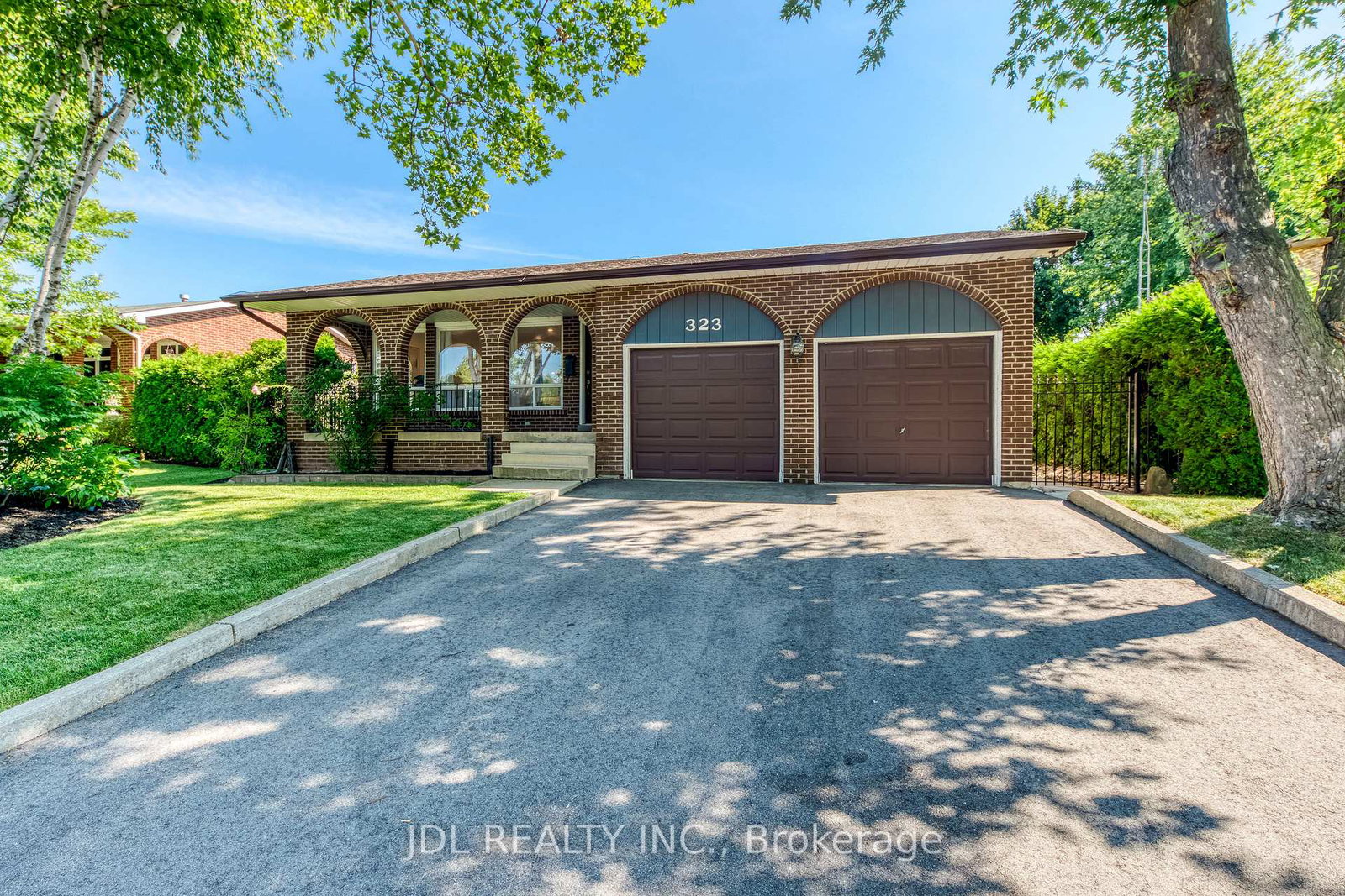 323-warminster-drive-s-oakville-ontario-w13640272