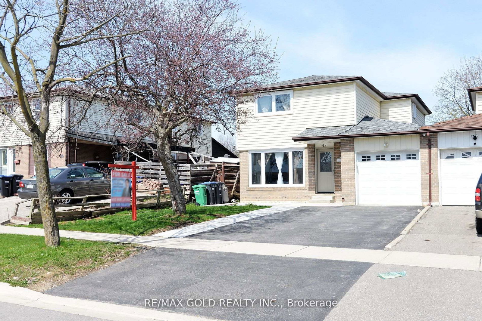 48-garside-crescent-brampton-ontario-w13640318