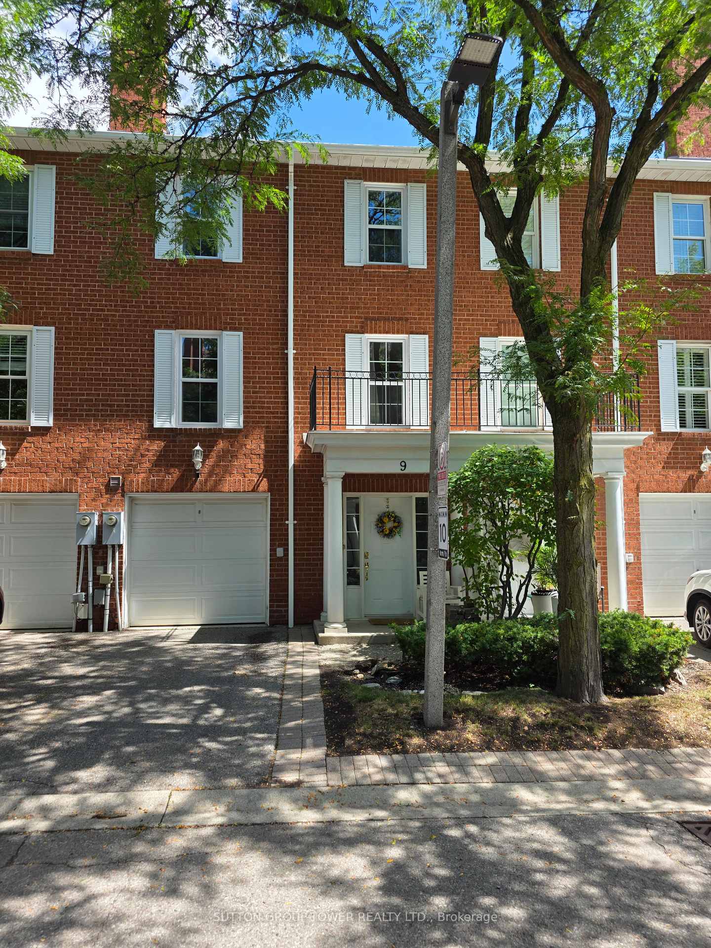 stornwood-court-brampton-ontario-w13640508