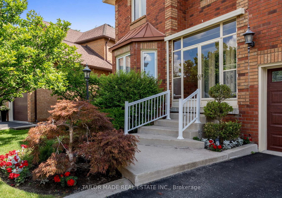 3-stonegate-drive-brampton-ontario-w13640554