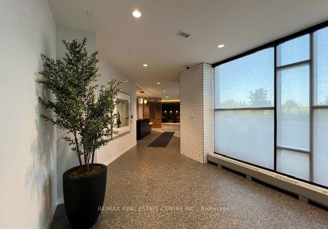 2495-eglinton-avenue-mississauga-ontario-w13640670