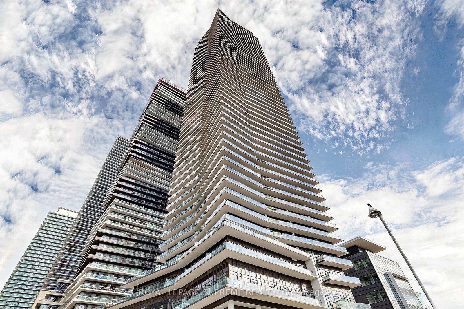 38-annie-craig-drive-toronto-etobicoke-ontario-w13640866