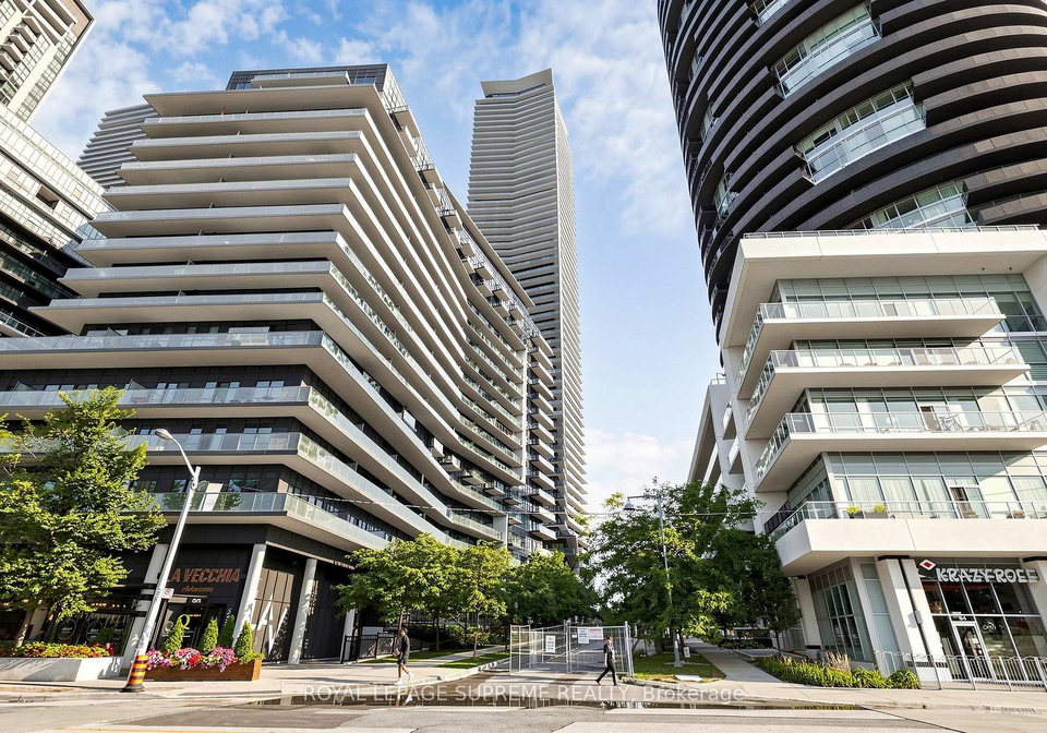 38-annie-craig-drive-toronto-etobicoke-ontario-w13640866