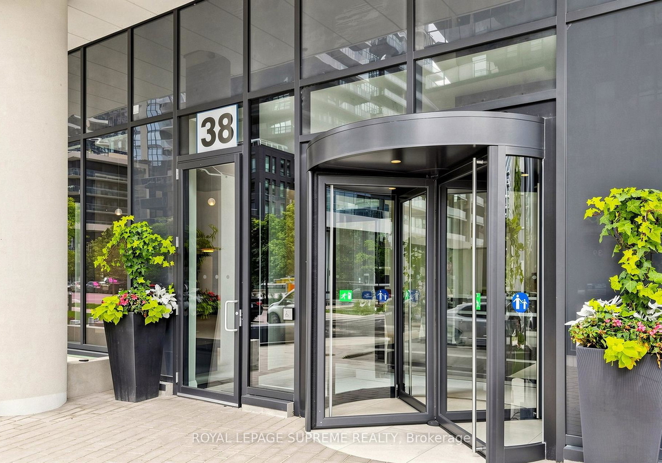 38-annie-craig-drive-toronto-etobicoke-ontario-w13640866