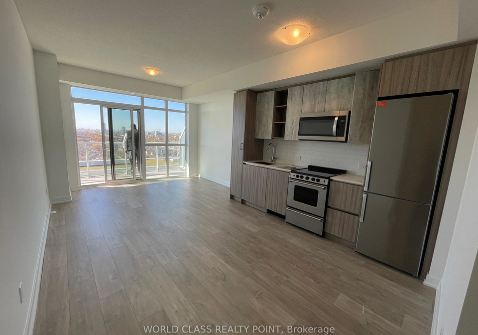 251-manitoba-street-toronto-etobicoke-ontario-w13640876