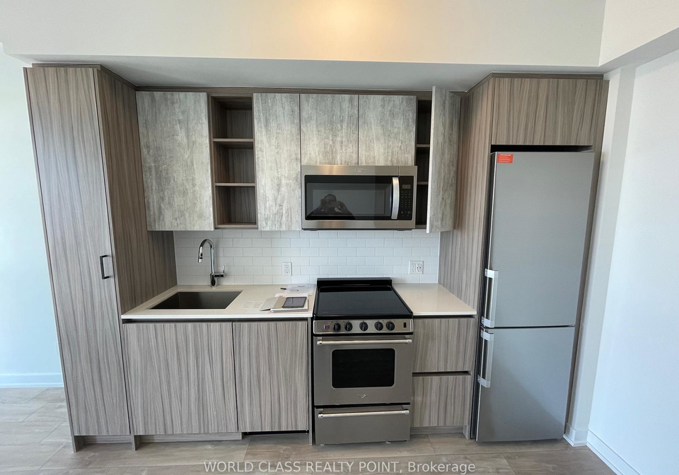 251-manitoba-street-toronto-etobicoke-ontario-w13640876