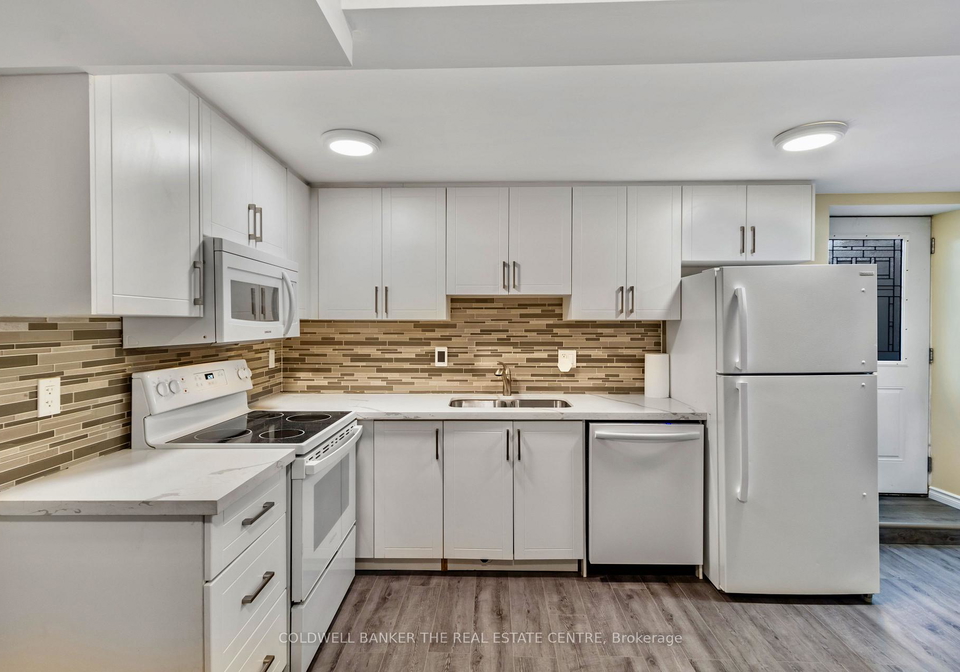 5-rutherford-avenue-toronto-north-york-ontario-w13641054