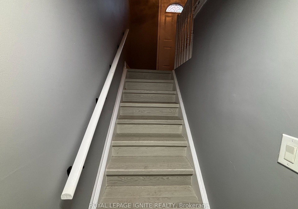 308-callaghan-crescent-oakville-ontario-w13641092