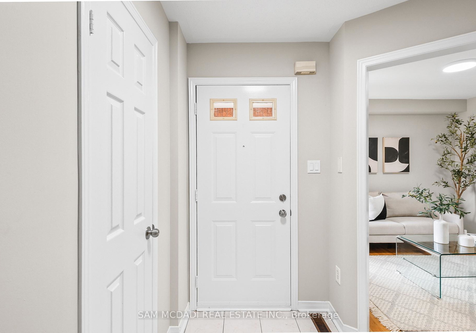 3847-densbury-drive-mississauga-ontario-w13641156