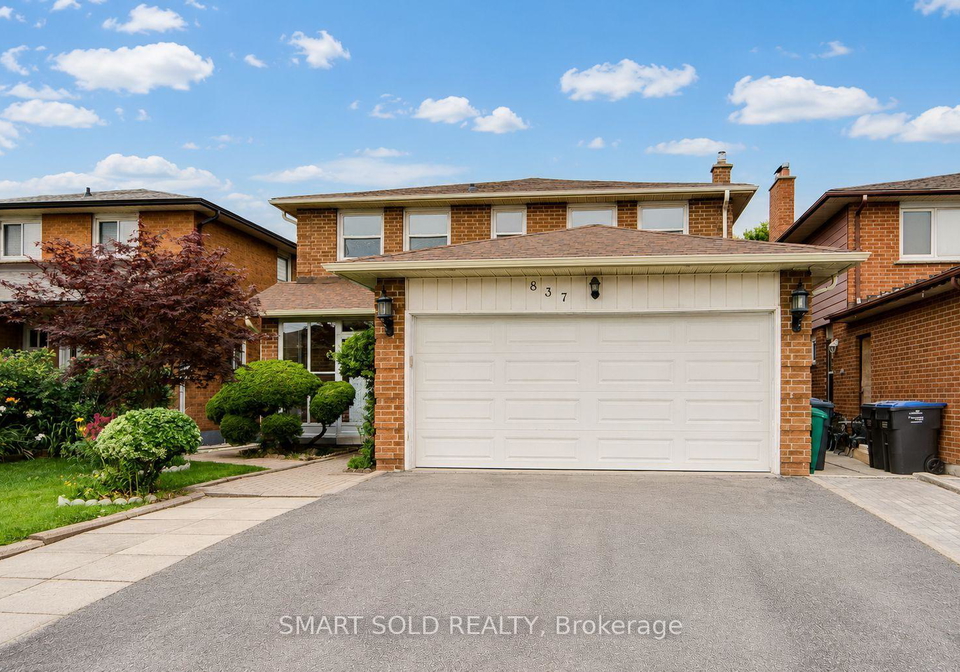837-queensbridge-drive-mississauga-ontario-w13641160