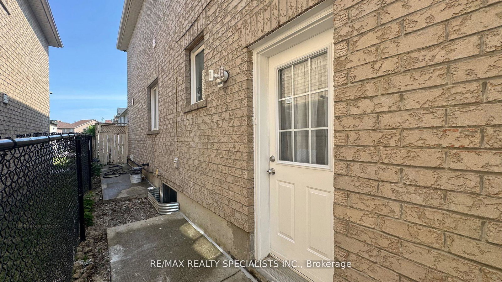 3-lennon-trail-brampton-ontario-w13641244