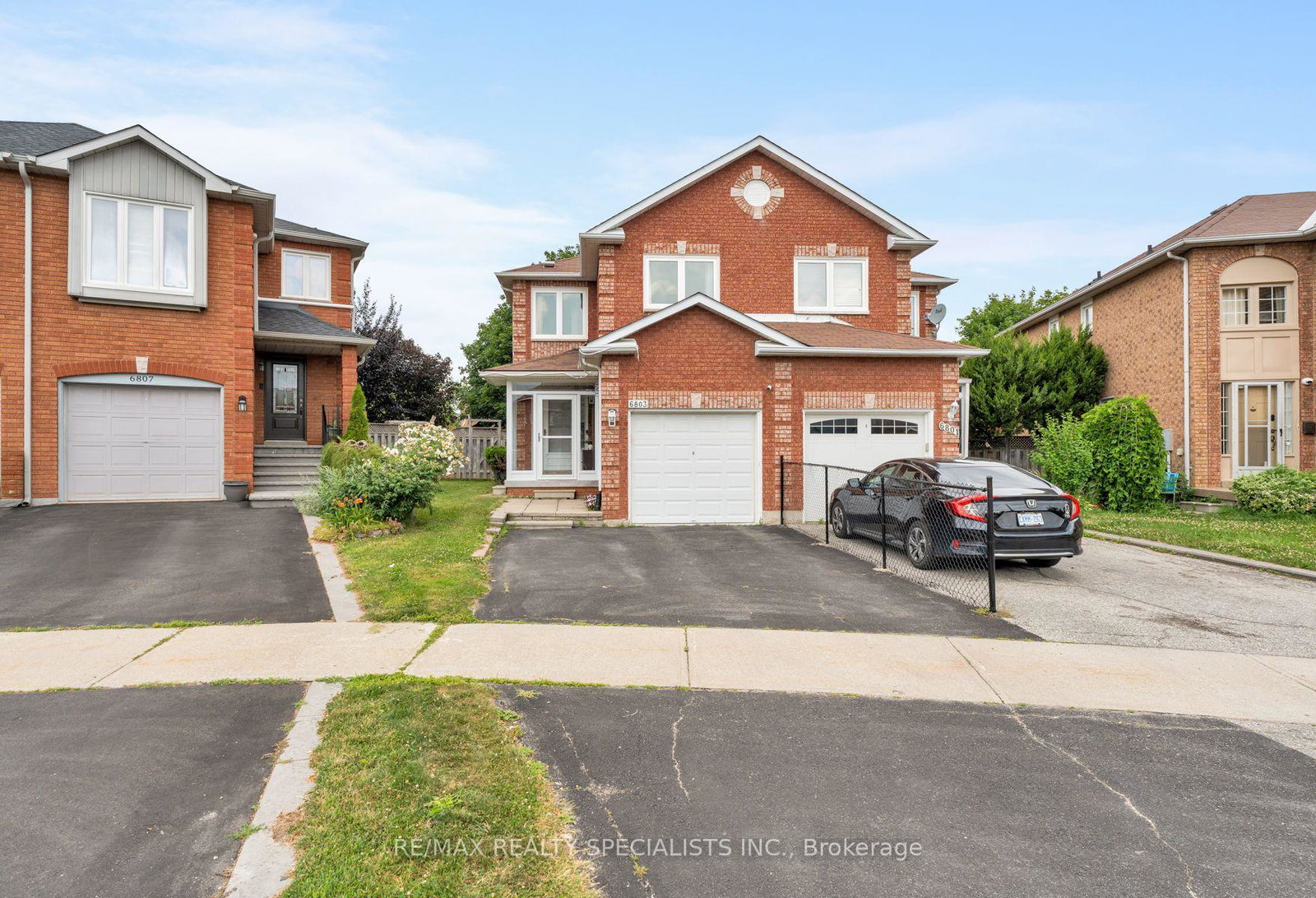 6803-bansbridge-crescent-mississauga-ontario-w13641326