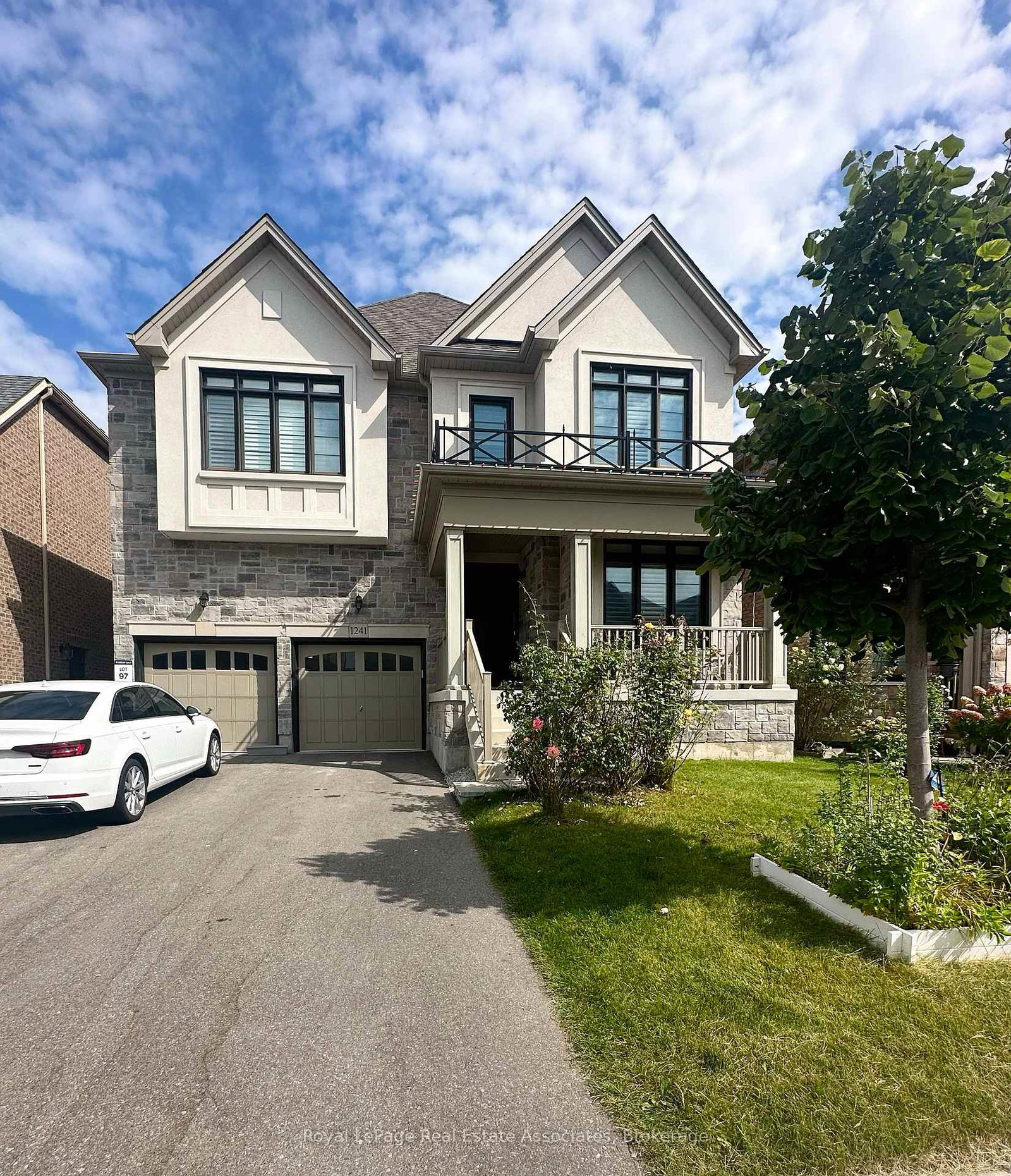 1241-raspberry-terrace-milton-ontario-w13641686