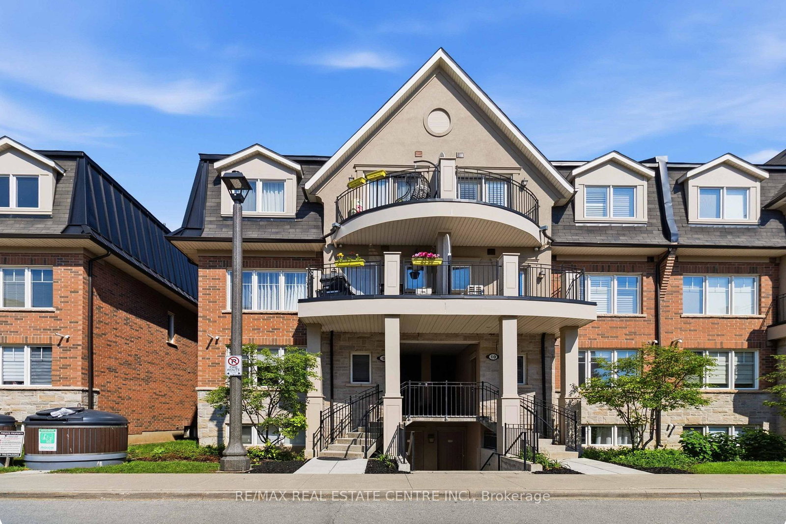 2420-baronwood-drive-oakville-ontario-w13641744