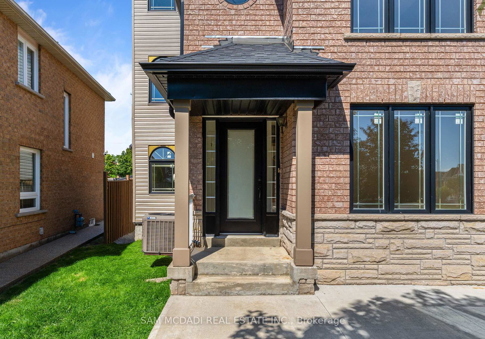 3252-hunters-glen-mississauga-ontario-w13641790