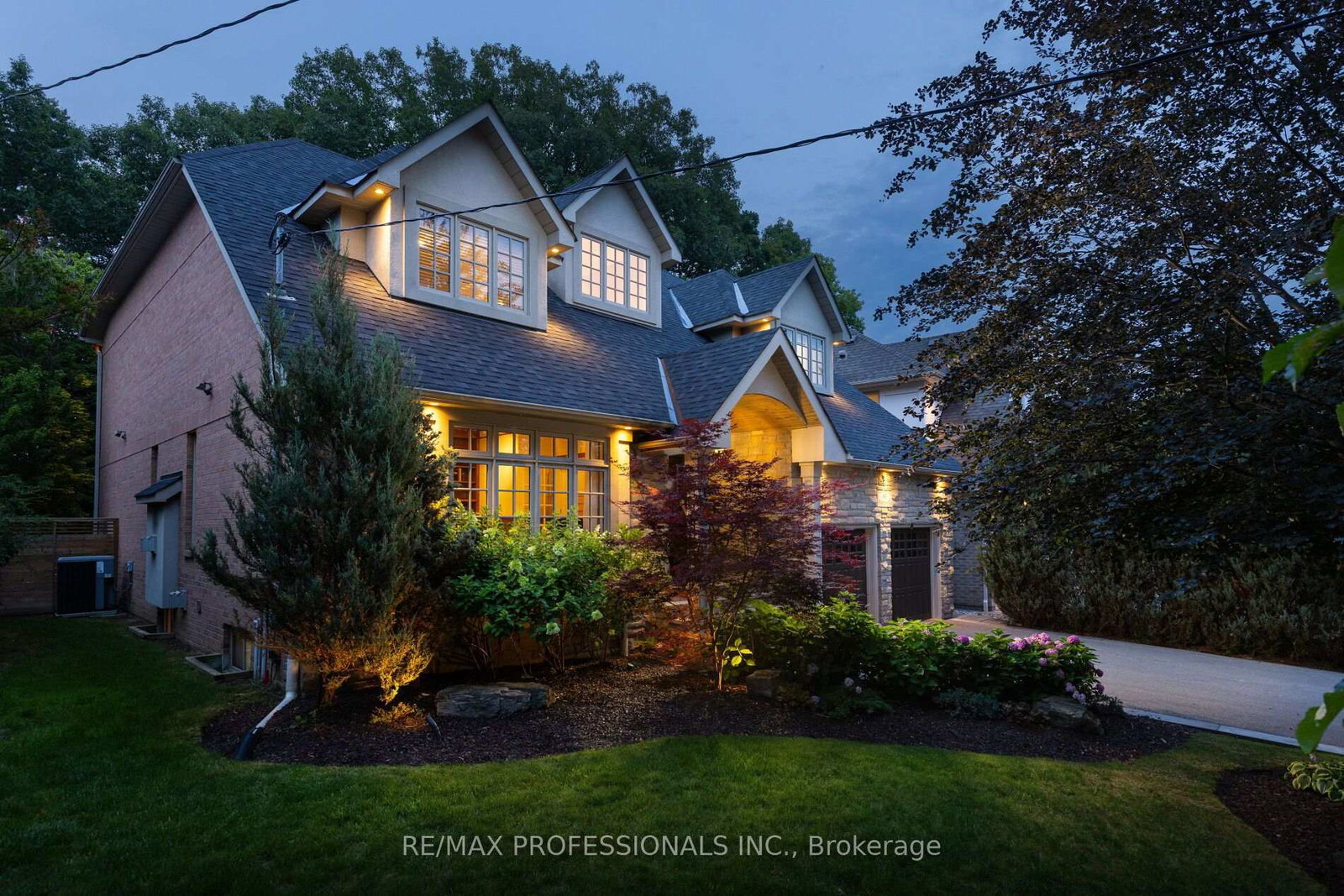 83-wimbleton-road-toronto-etobicoke-ontario-w13641794
