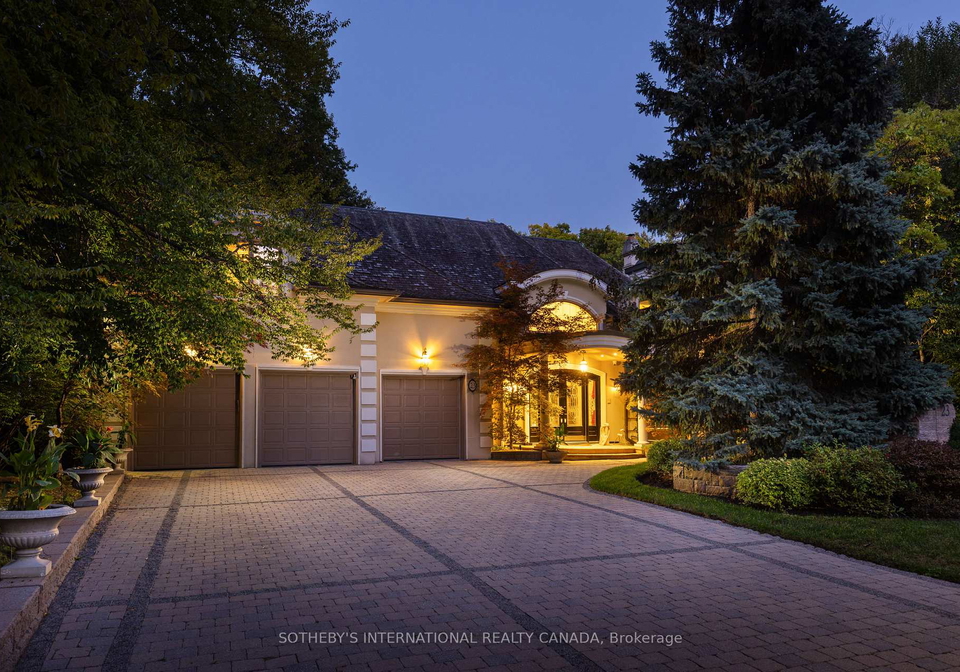 23-edenbrook-hill-toronto-etobicoke-ontario-w13641898