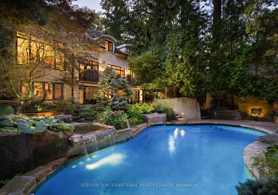 23-edenbrook-hill-toronto-etobicoke-ontario-w13641898