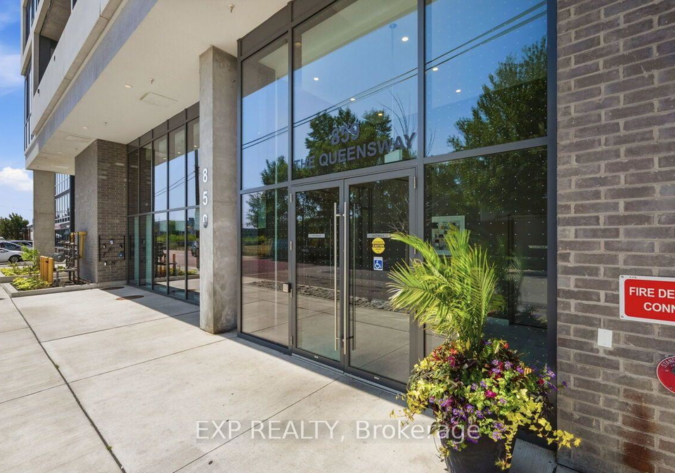 859-the-queensway-toronto-etobicoke-ontario-w13641956