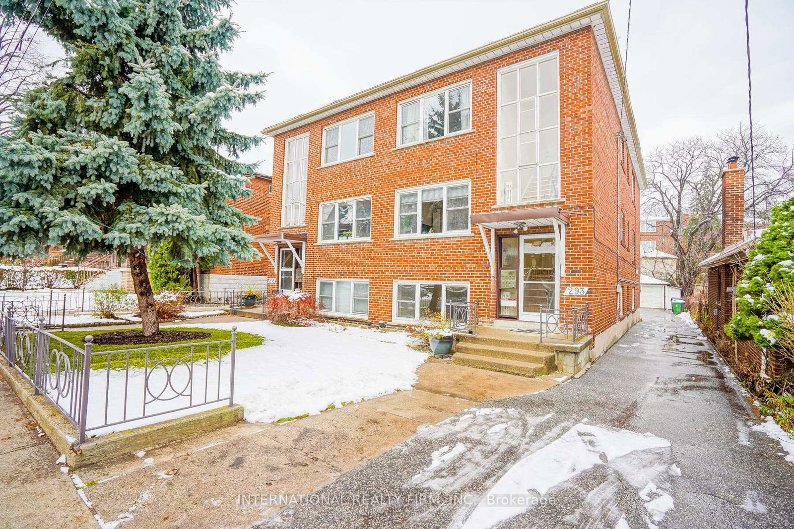 29indian-grove-w-toronto-toronto-ontario-w13641966