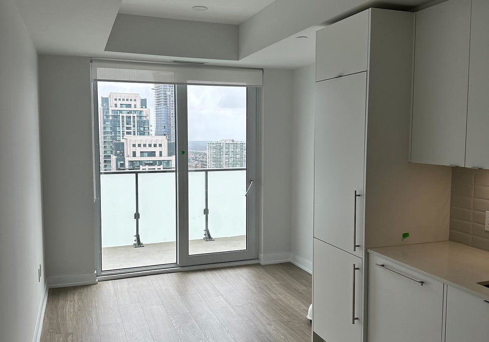 4130-parkside-village-drive-mississauga-ontario-w13642092
