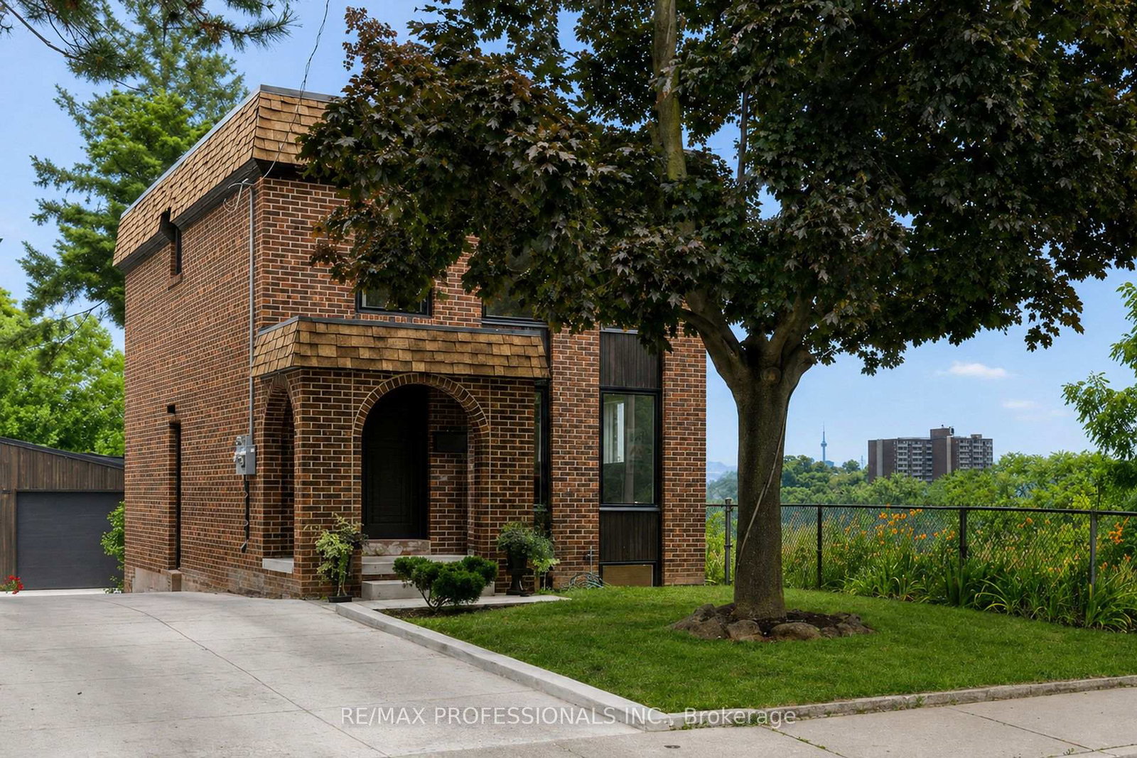 19-arnold-avenue-toronto-toronto-ontario-w13642094