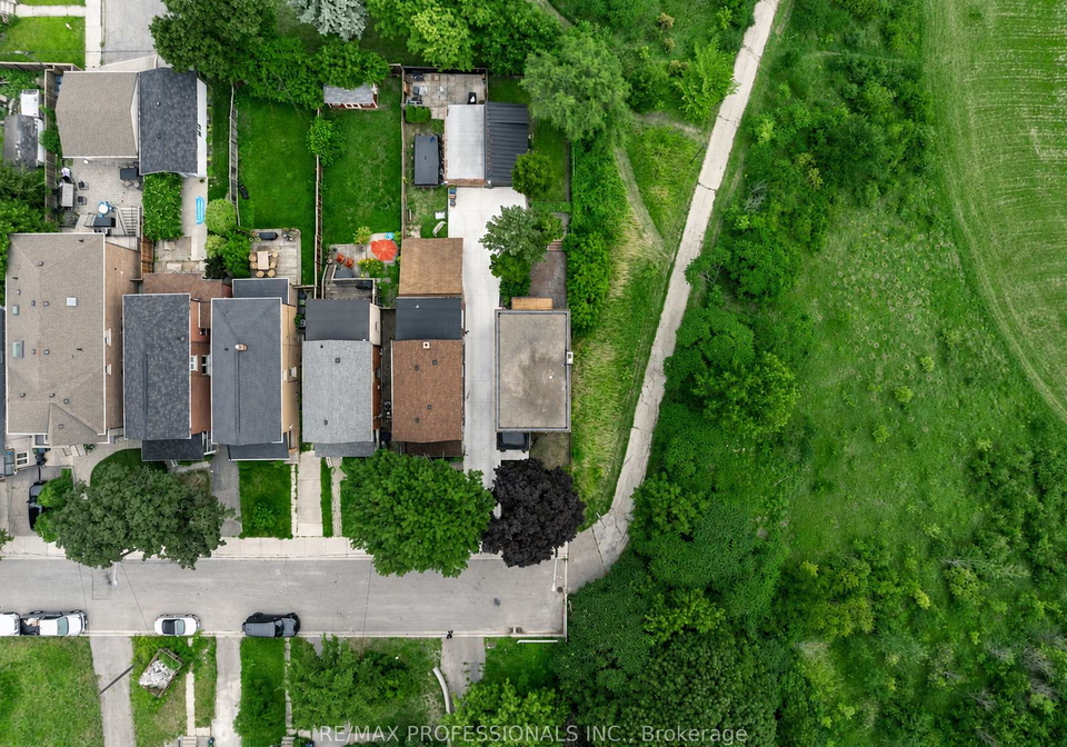 19-arnold-avenue-toronto-toronto-ontario-w13642094