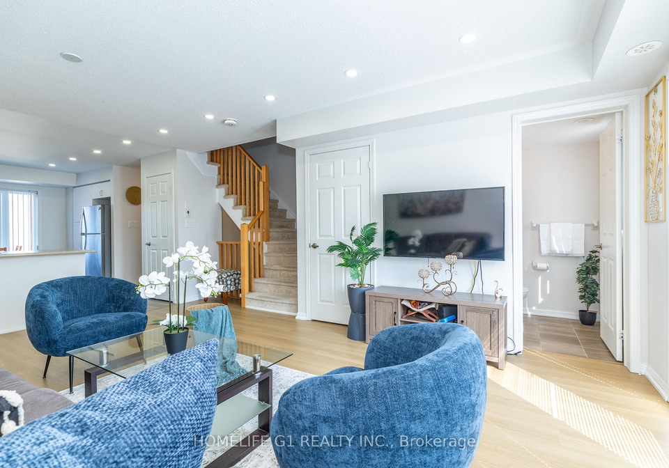 250-sunny-meadow-boulevard-brampton-ontario-w13642160