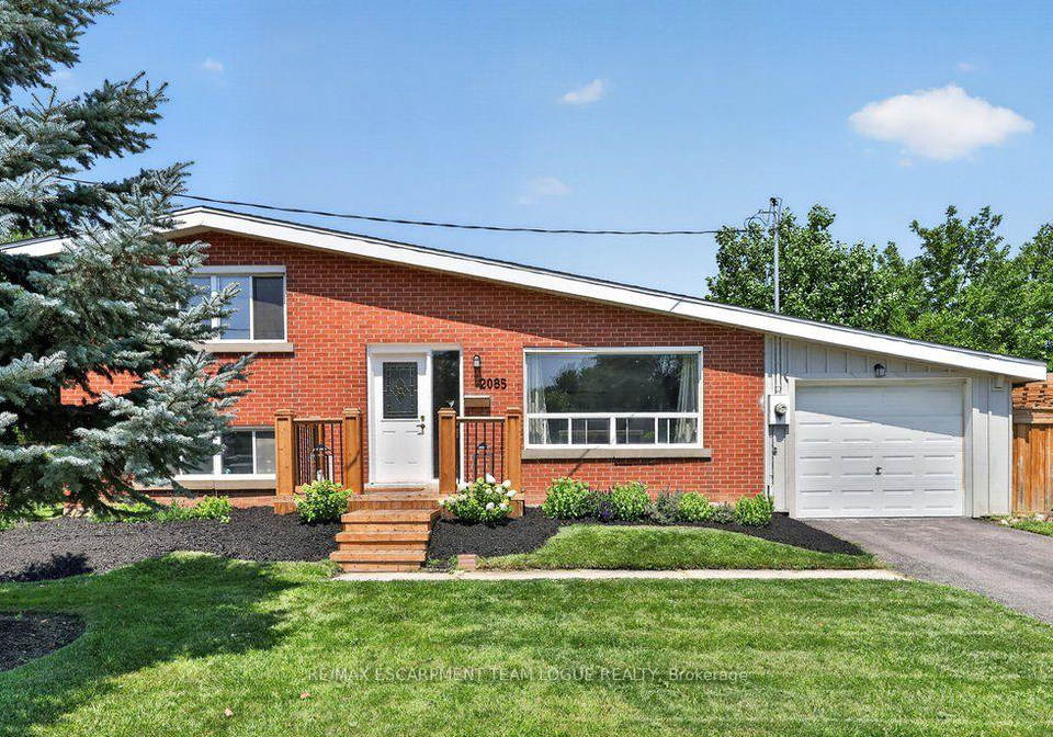 2085-mountainside-drive-burlington-ontario-w13642306