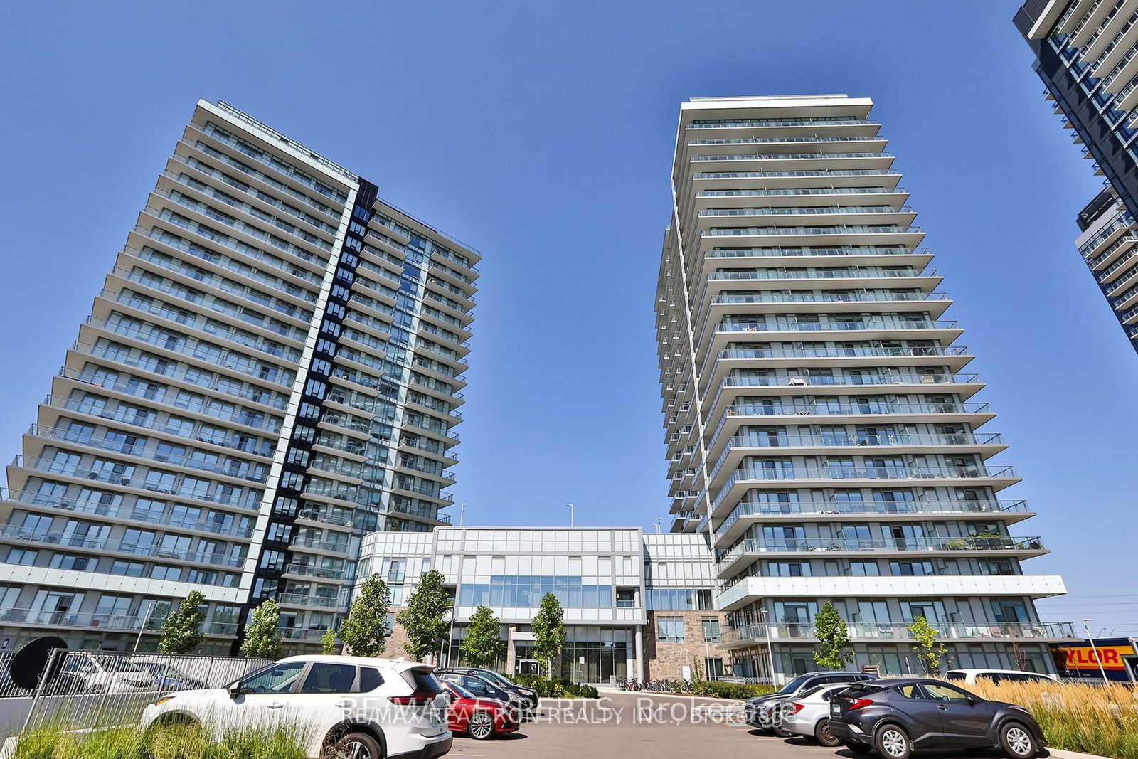 4675-metcalfe-avenue-mississauga-ontario-w13642314