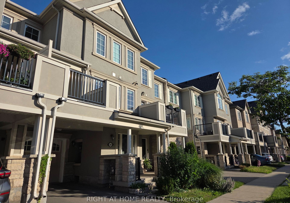 282-jemima-drive-e-oakville-ontario-w13642538