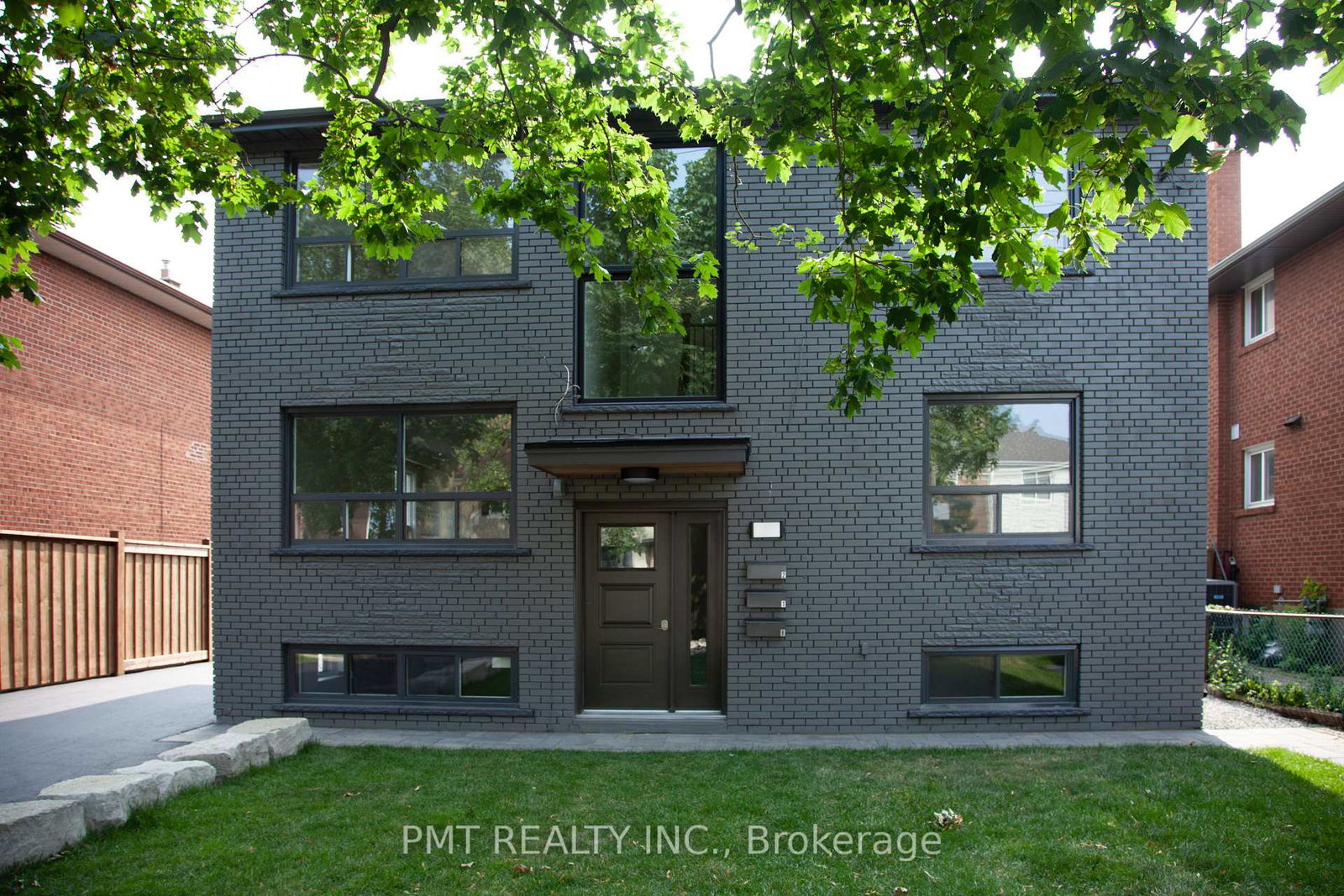 34-robindale-avenue-toronto-etobicoke-ontario-w13642584