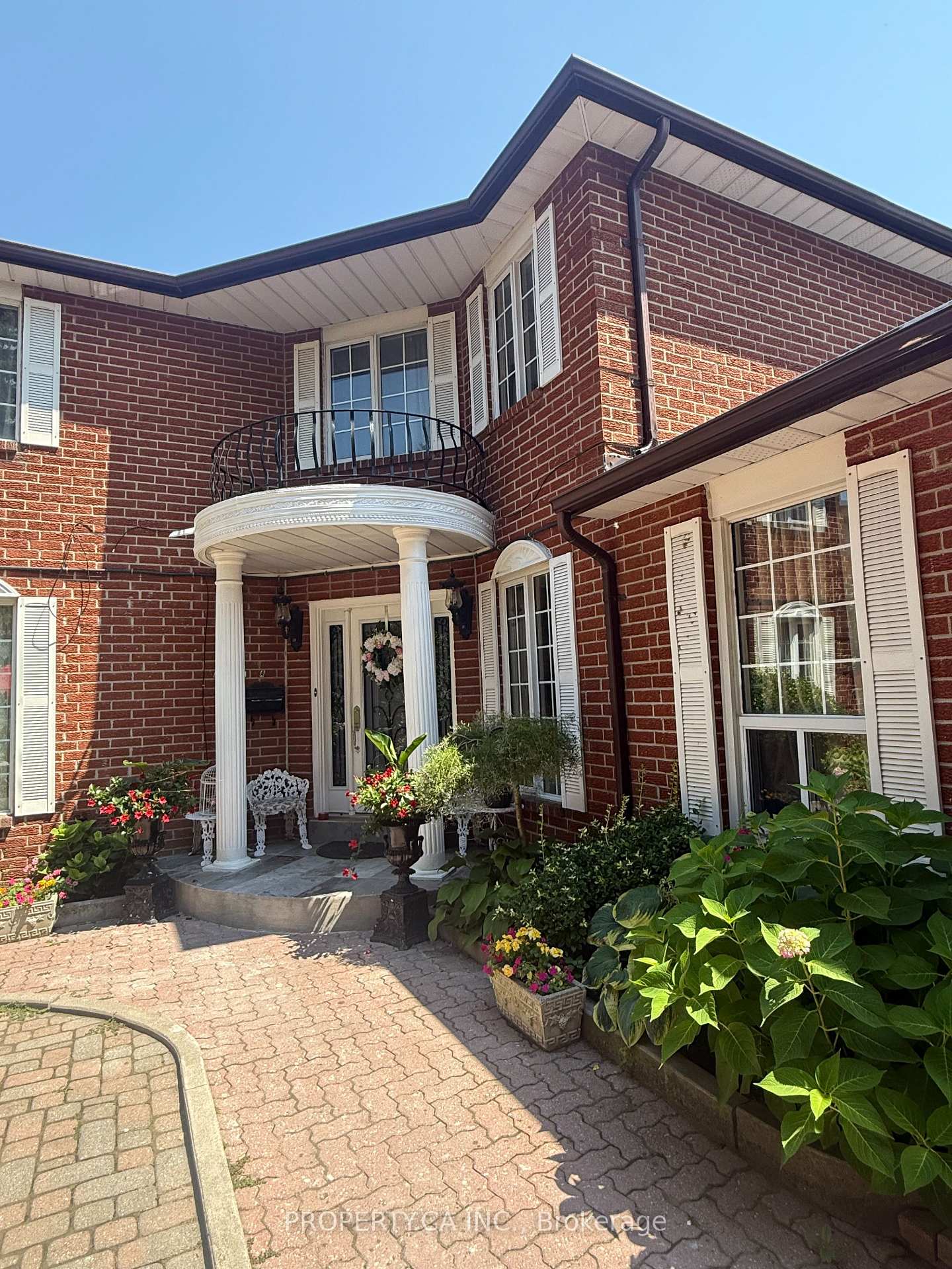 4099-fieldgate-drive-mississauga-ontario-w13642640