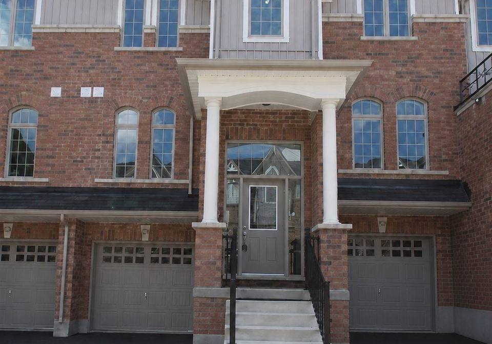 60-first-street-orangeville-ontario-w13642778
