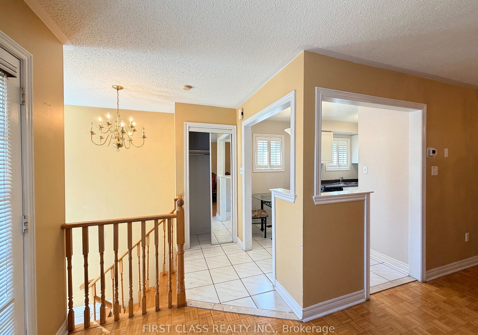 5323-red-brush-drive-mississauga-ontario-w13643008